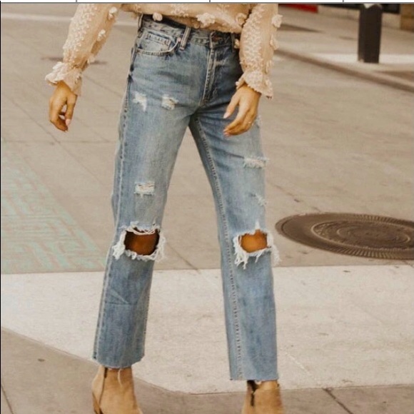 “Rigid Mom Jeans” - Picture 4 of 4